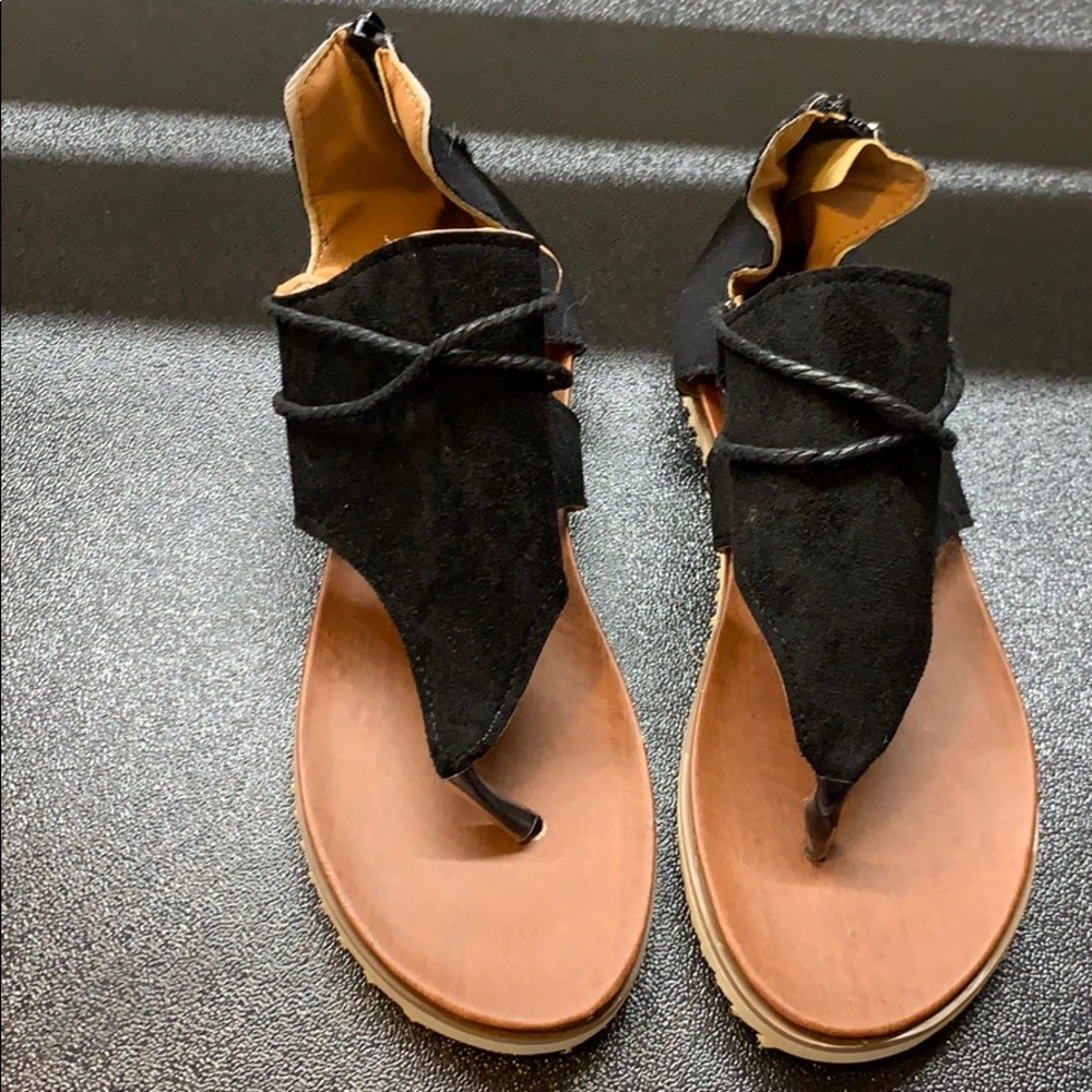 Boutique Sandals - black, 7